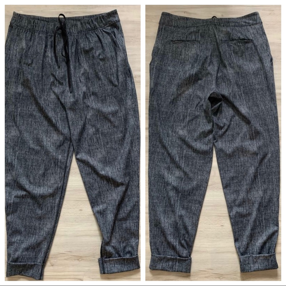Lululemon Jet crop size 4